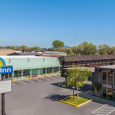 Days Inn By Wyndham Klamath Falls Buitenkant foto