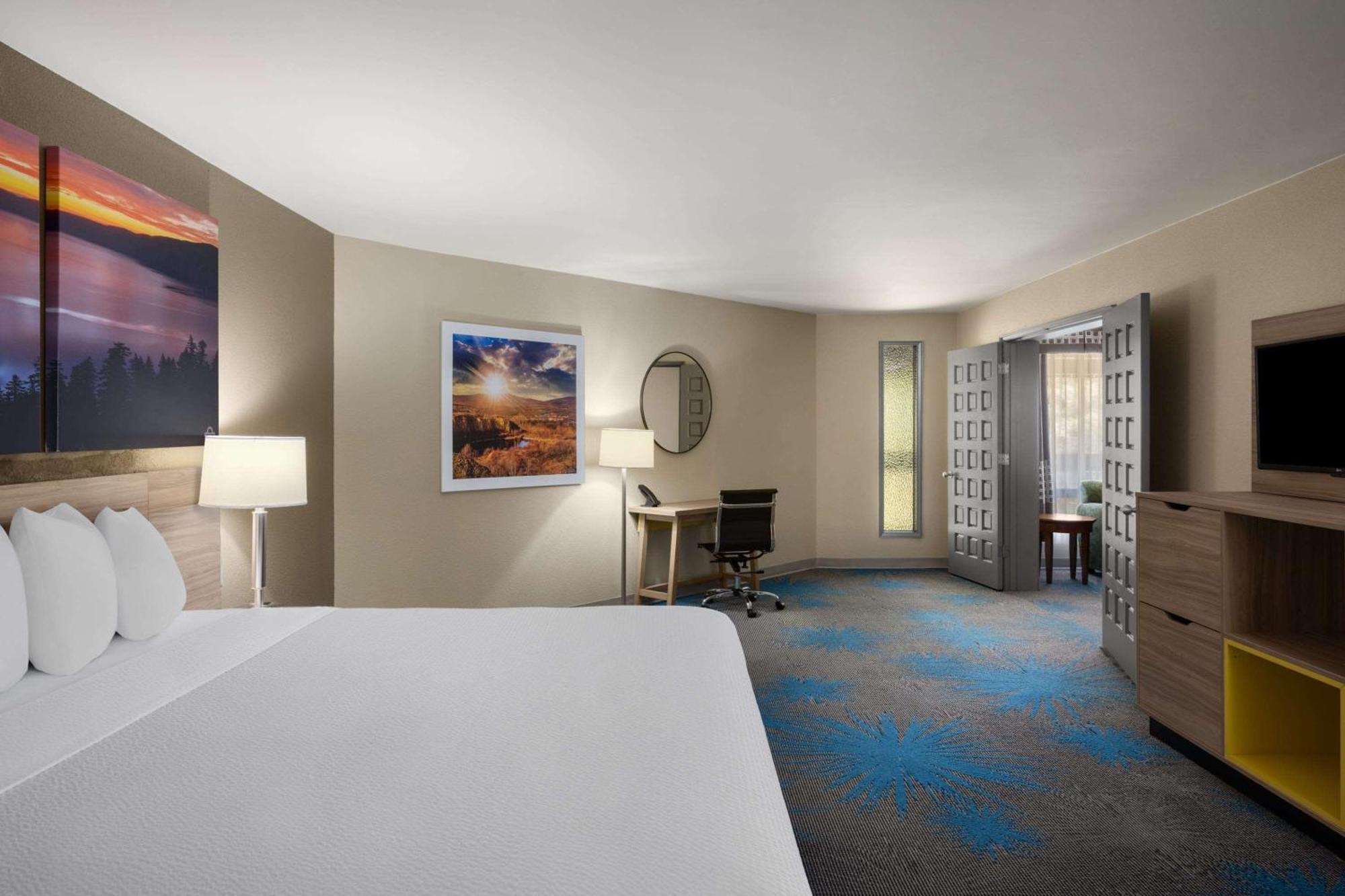 Days Inn By Wyndham Klamath Falls Buitenkant foto